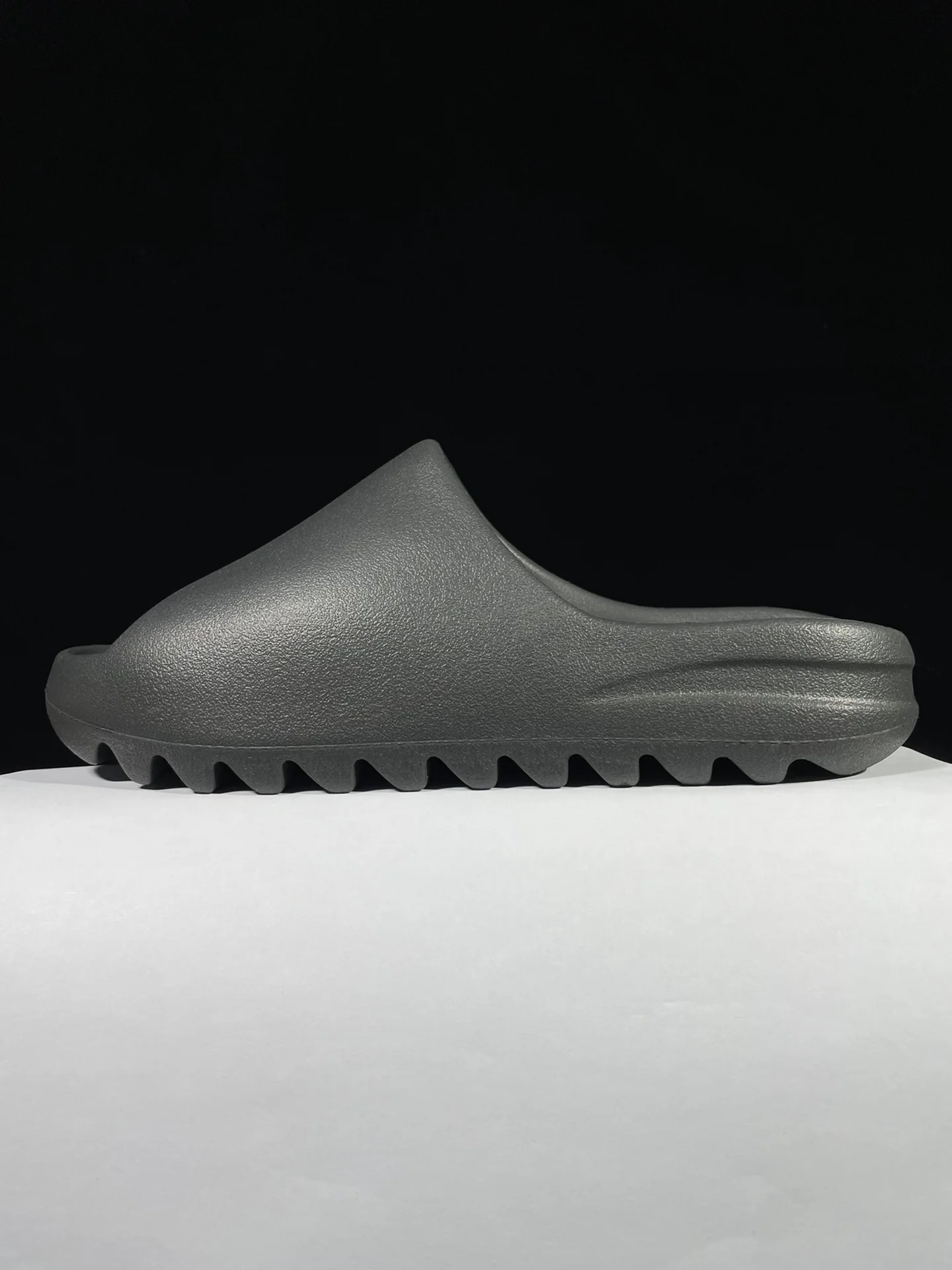 Adidas Yeezy Slide Black EVA Slip-Ons