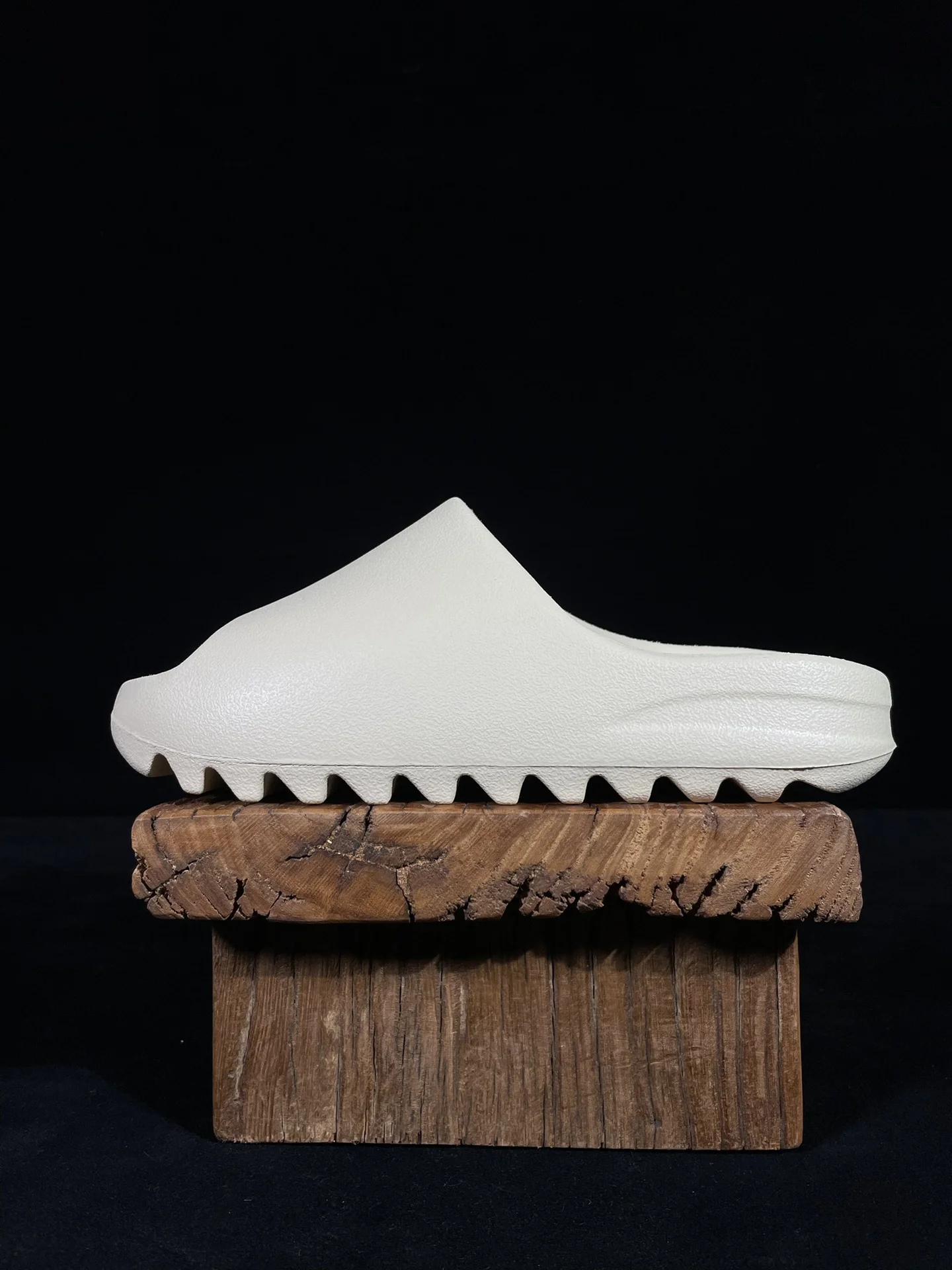 Adidas Yeezy Slide Bone White EVA Slip-Ons