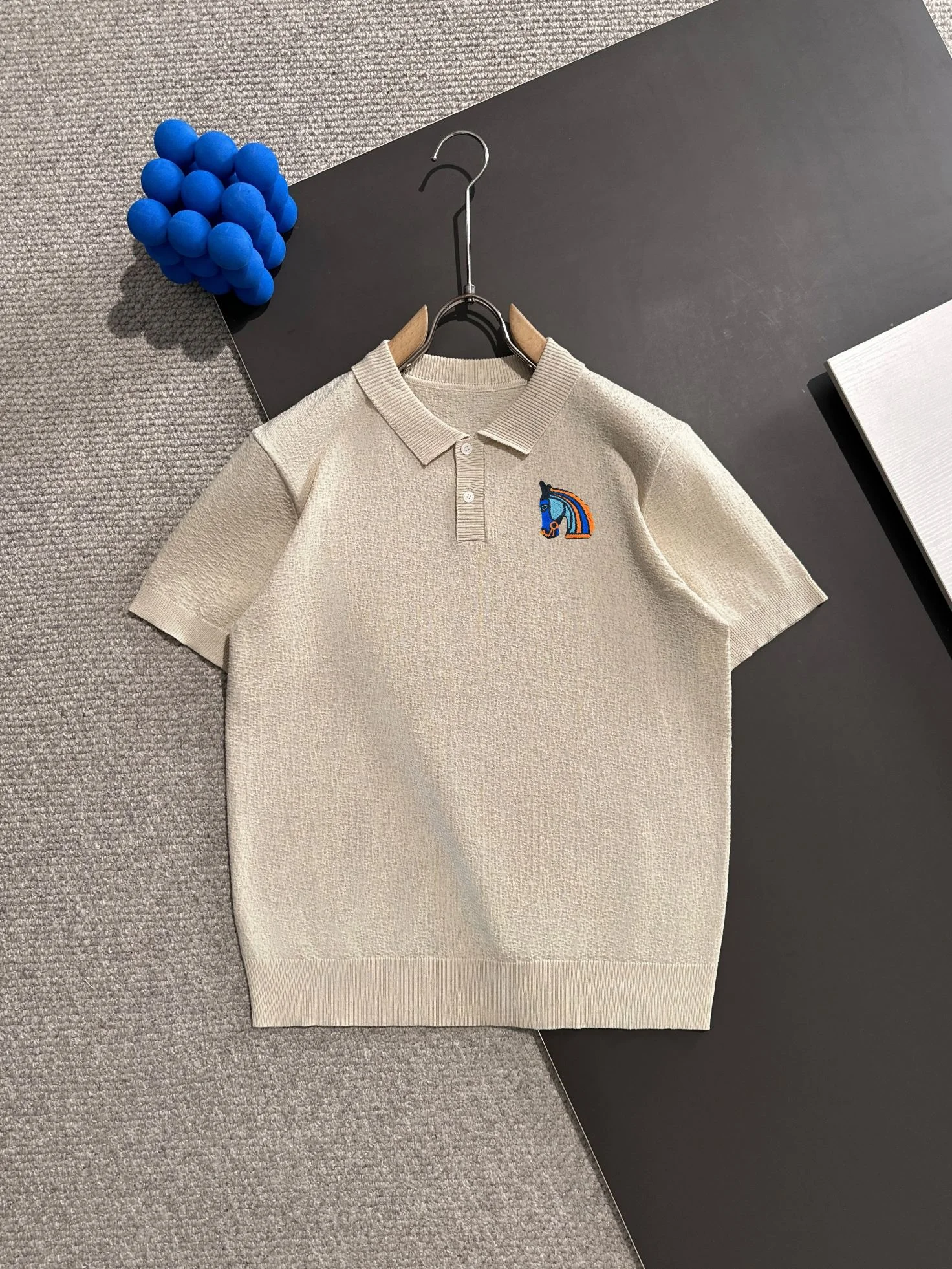 Hermès 2025 Men's Beige Embroidered Loose Polo T-Shirt