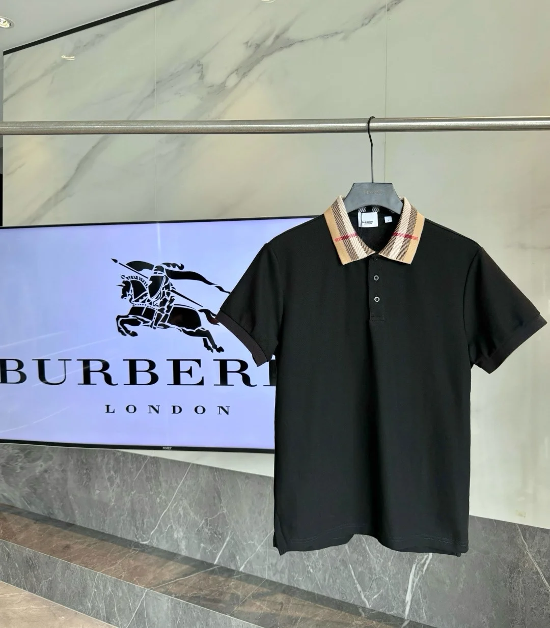 Burberry 2025 Summer Men Black Polo Check Collar
