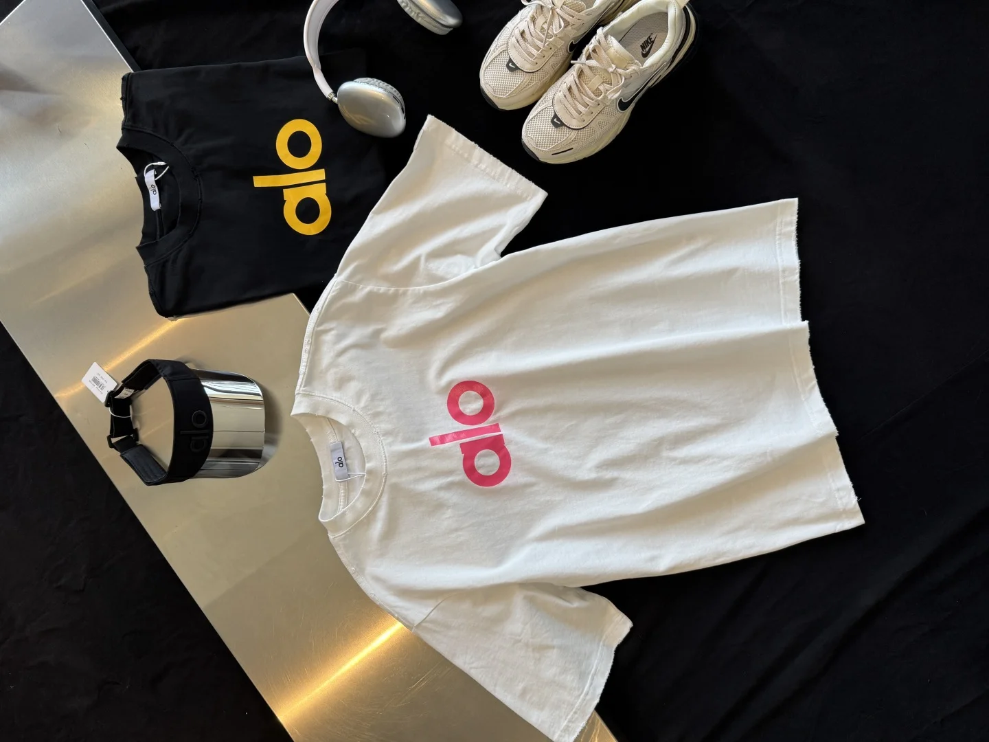 Alo 25 Cotton Distressed Printed T-Shirt (White/Black)