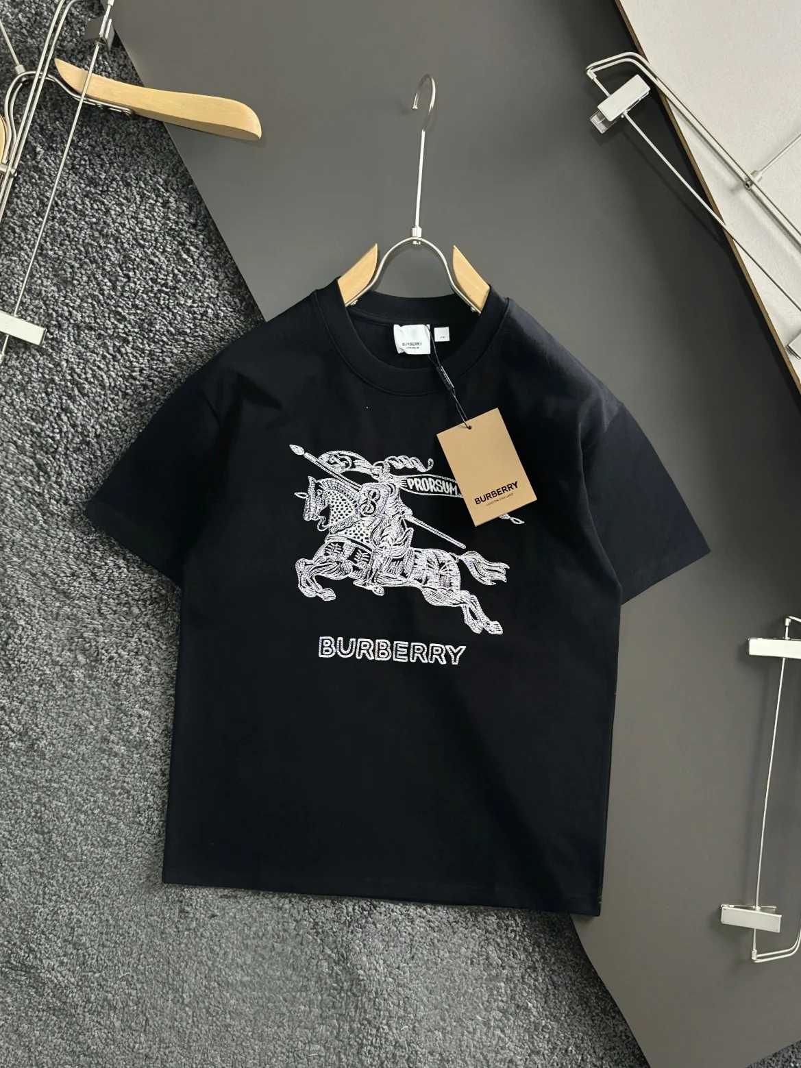 Burberry 24SS Black White-Knight Embroidery Crew T-Shirt