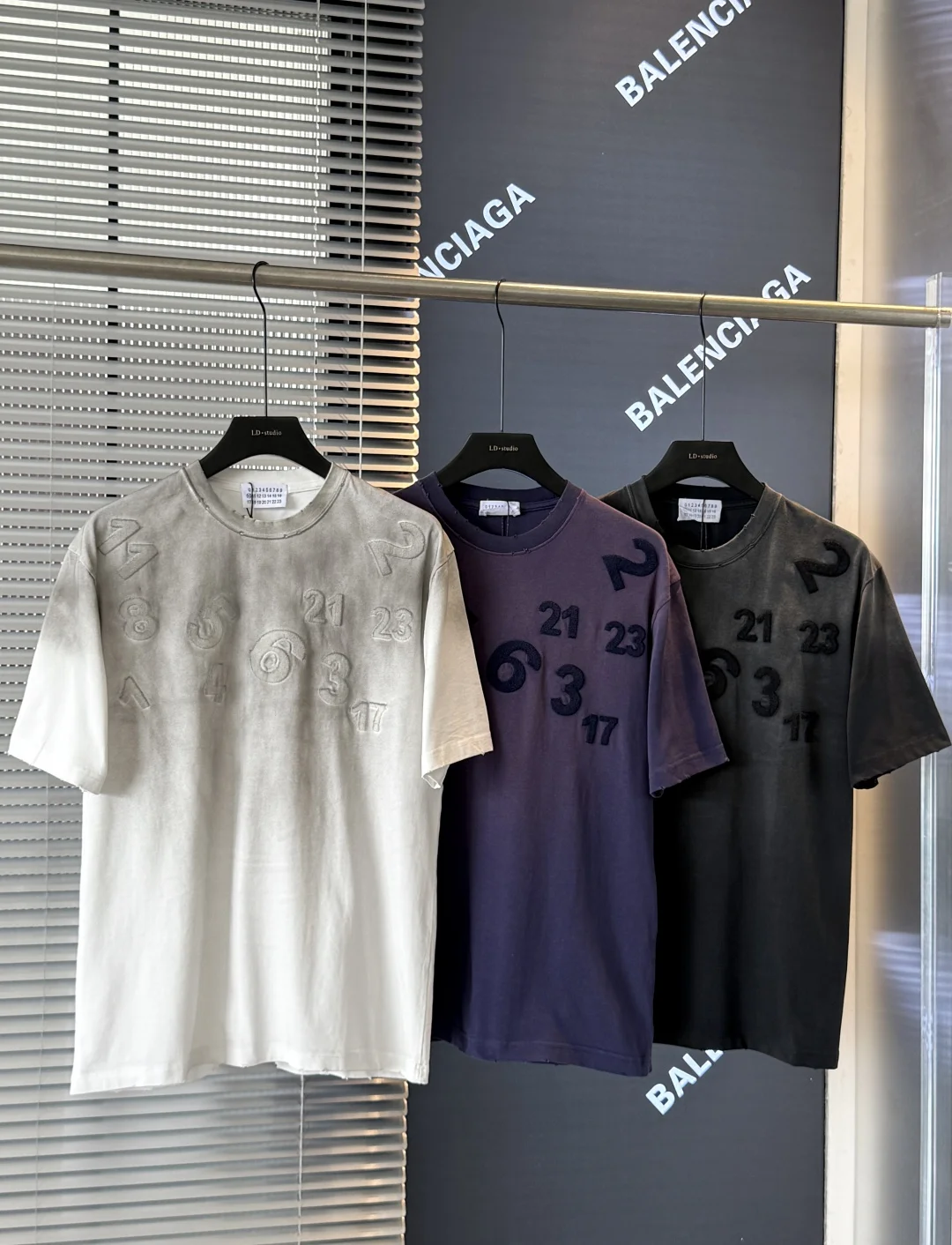 Maison Margiela Digital Emb. Distressed 300g T-Shirt(Black/White/Purple)