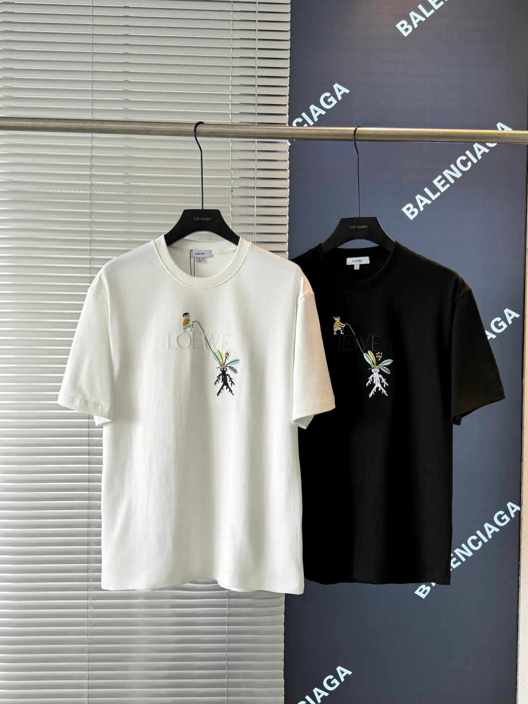 Loewe 25SS White&Black Mandrake Embroidery T-Shirt