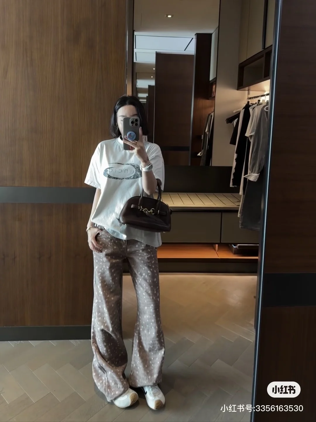 Balenciaga White Crackle Logo Loose T-Shirt