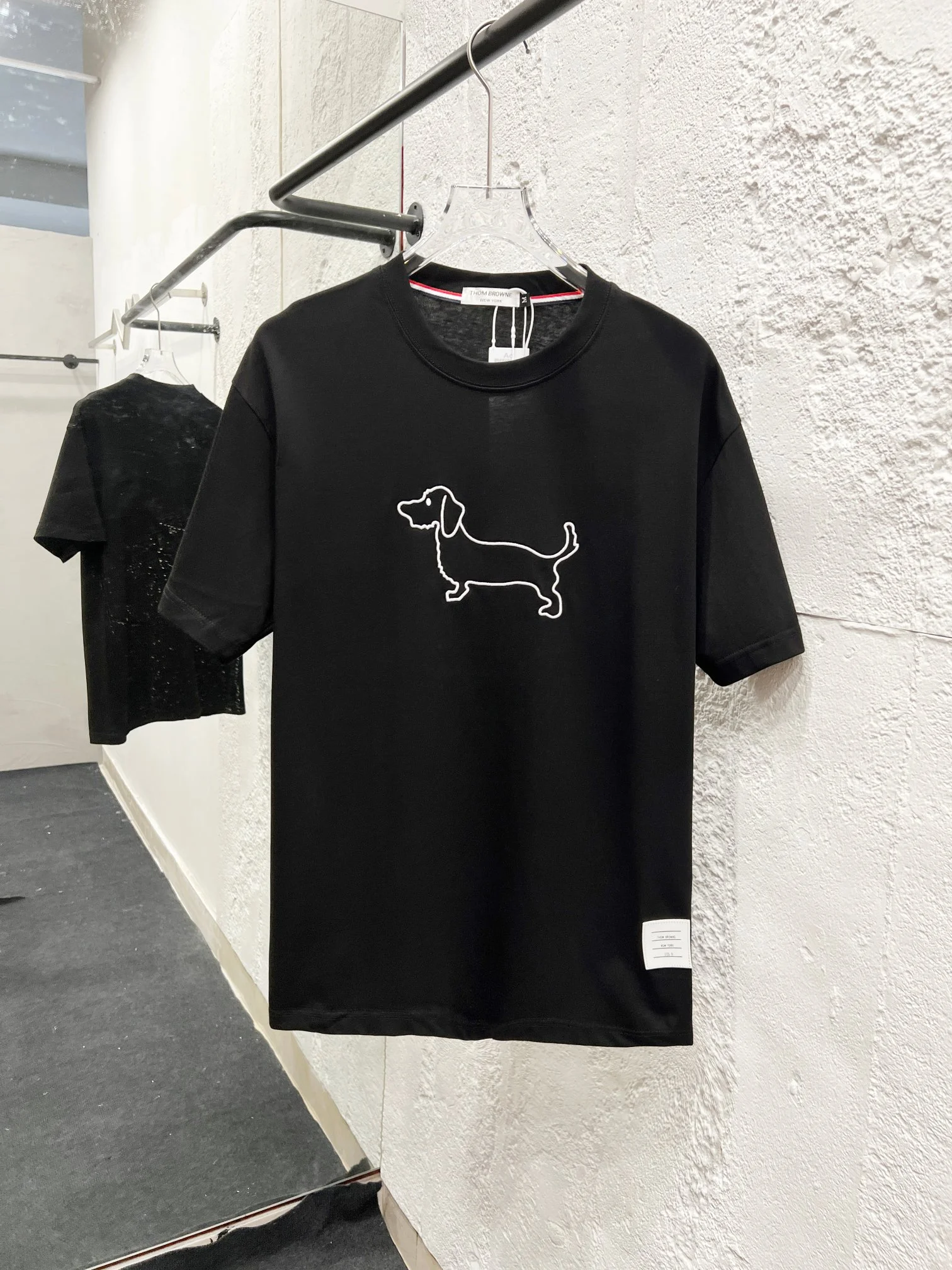 Thom Browne 25ss Black Embroidered Dog Cotton T-Shirt
