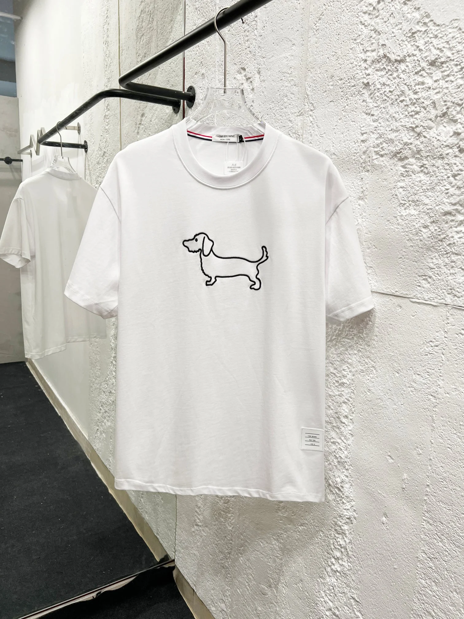 Thom Browne White Embroidered Dog 25ss Cotton T-Shirt