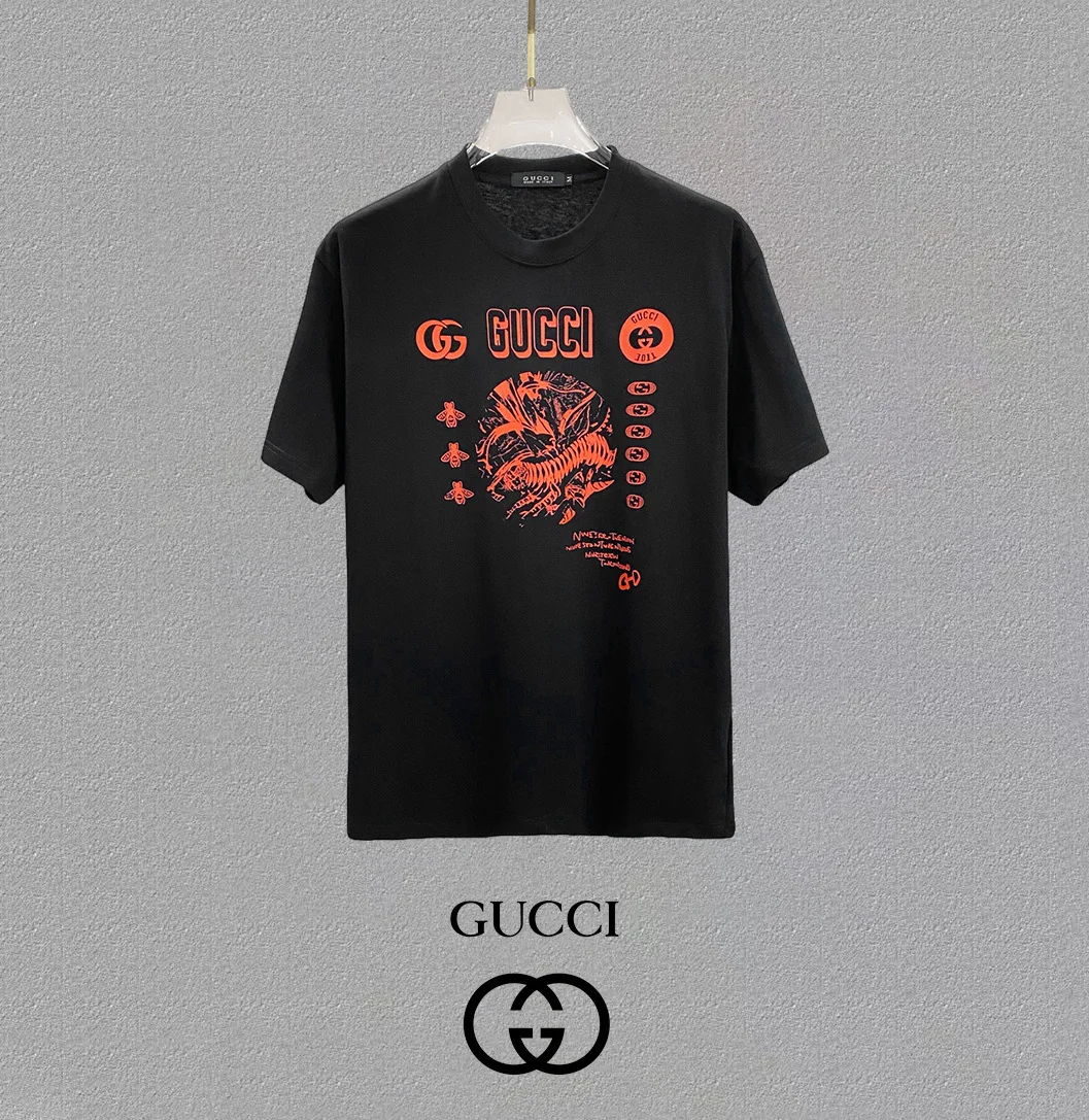 Gucci 25SS Black Chest Print Logo Crew Neck T-Shirt (OS Fit)