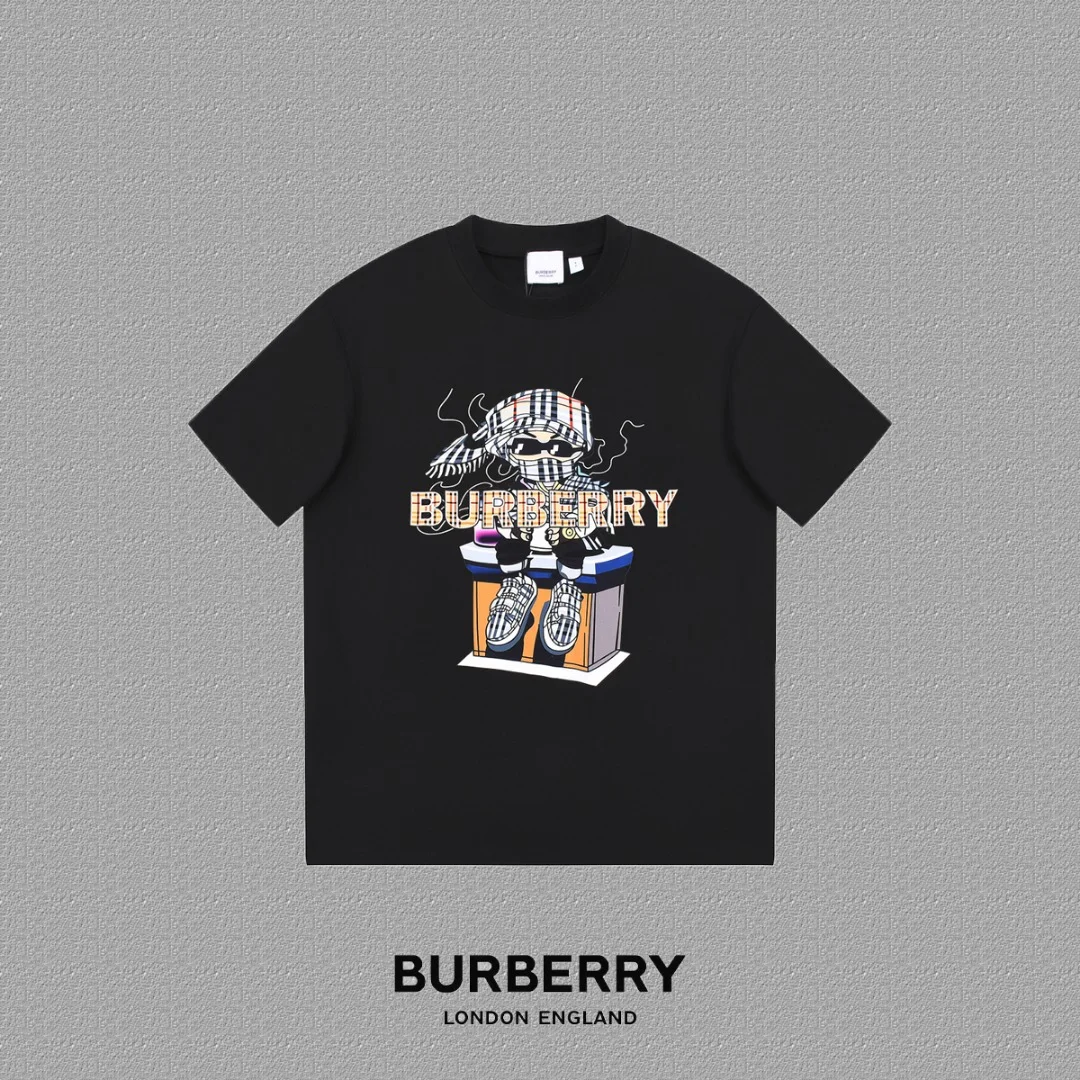 Burberry 2025FW Black Knight & Letter Logo Print T-Shirt