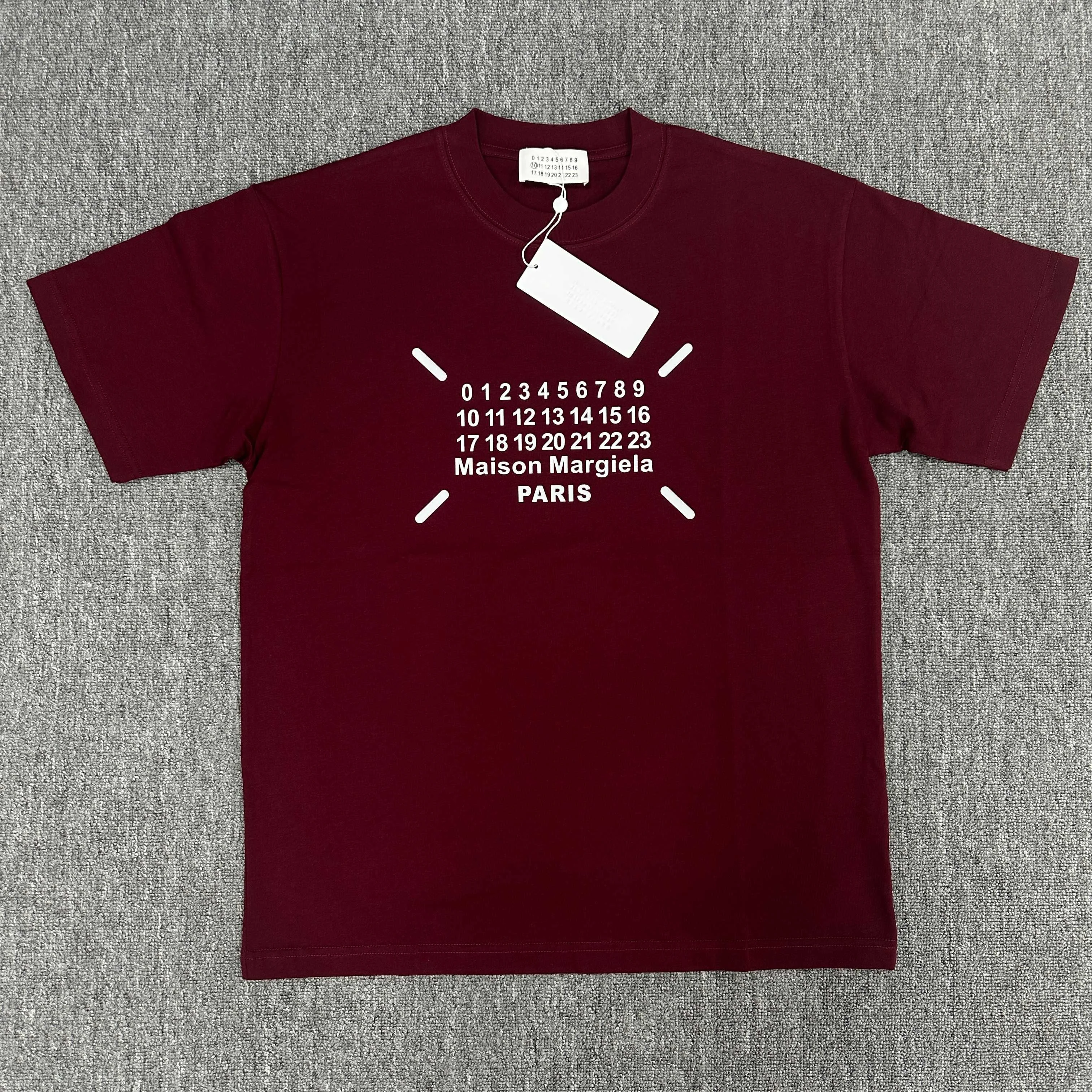 Maison Margiela 2025SS Angola Red Flocked Number-Letter T-Shirt