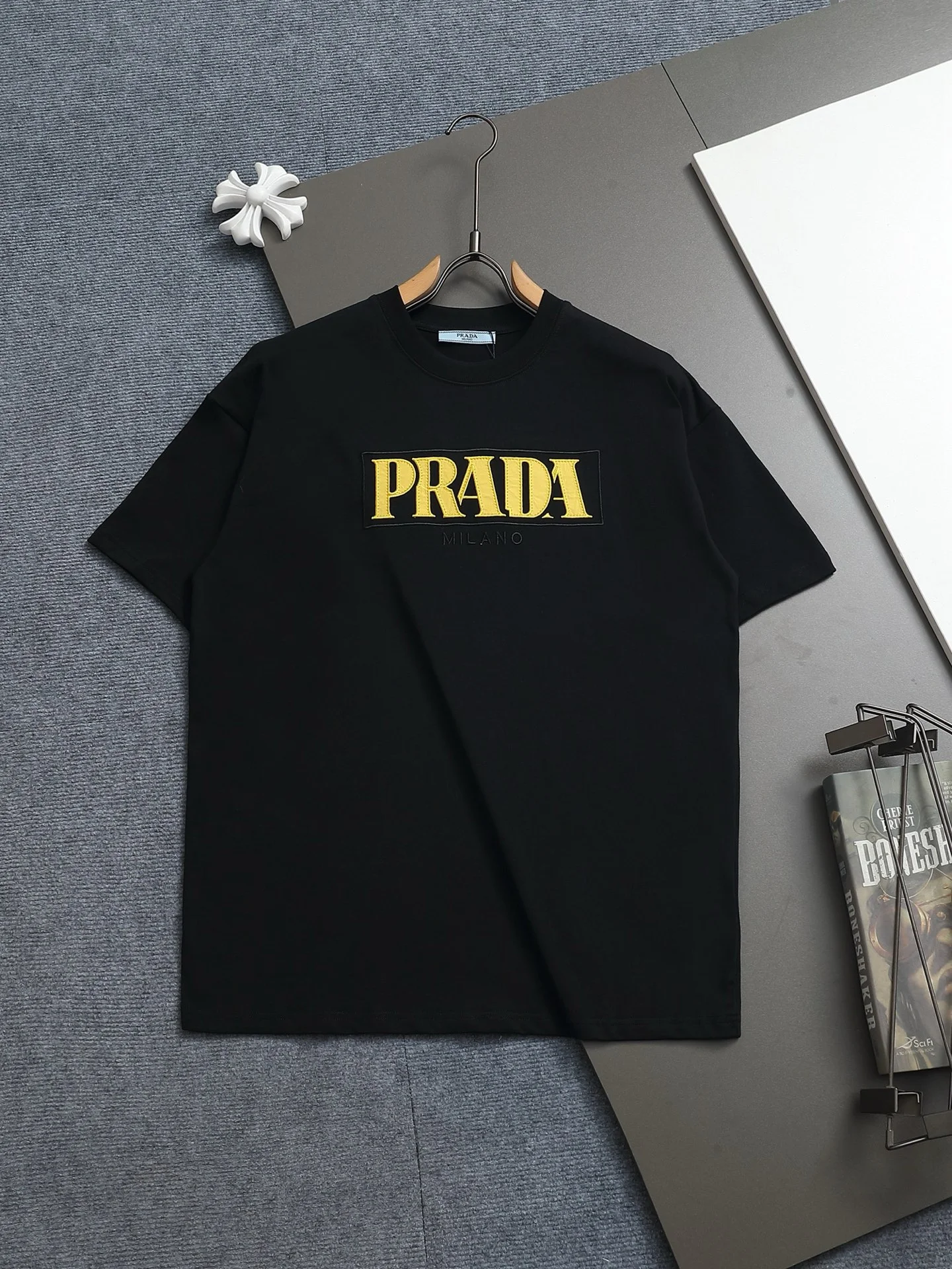 Prada 2025 Black 300g Embroidered Patch Loose Unisex T-Shirt