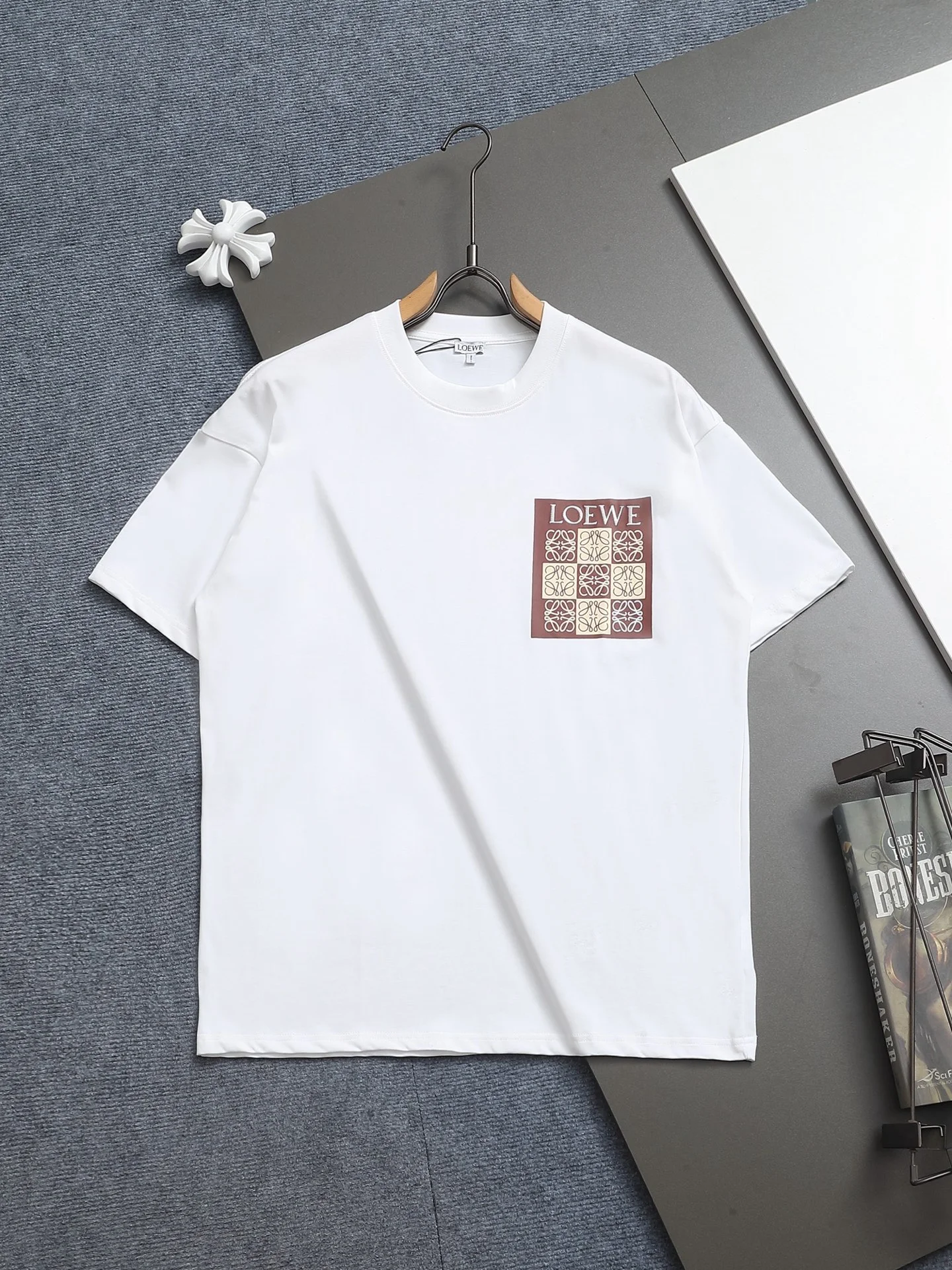 Loewe 25SS White Classic Logo Color-Block Badge Embroidery T-Shirt