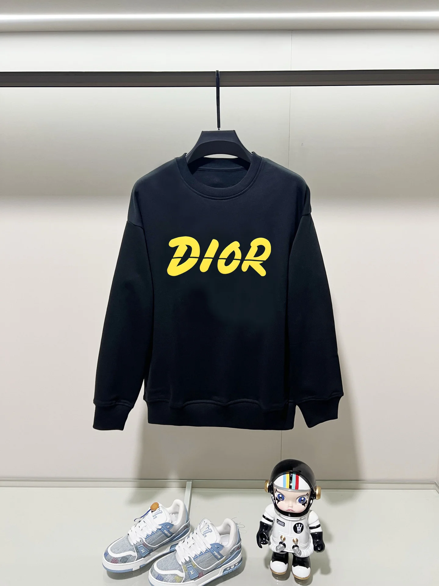 Dior 2025AW Black Crew Neck Sweatshirt with Precision Printing