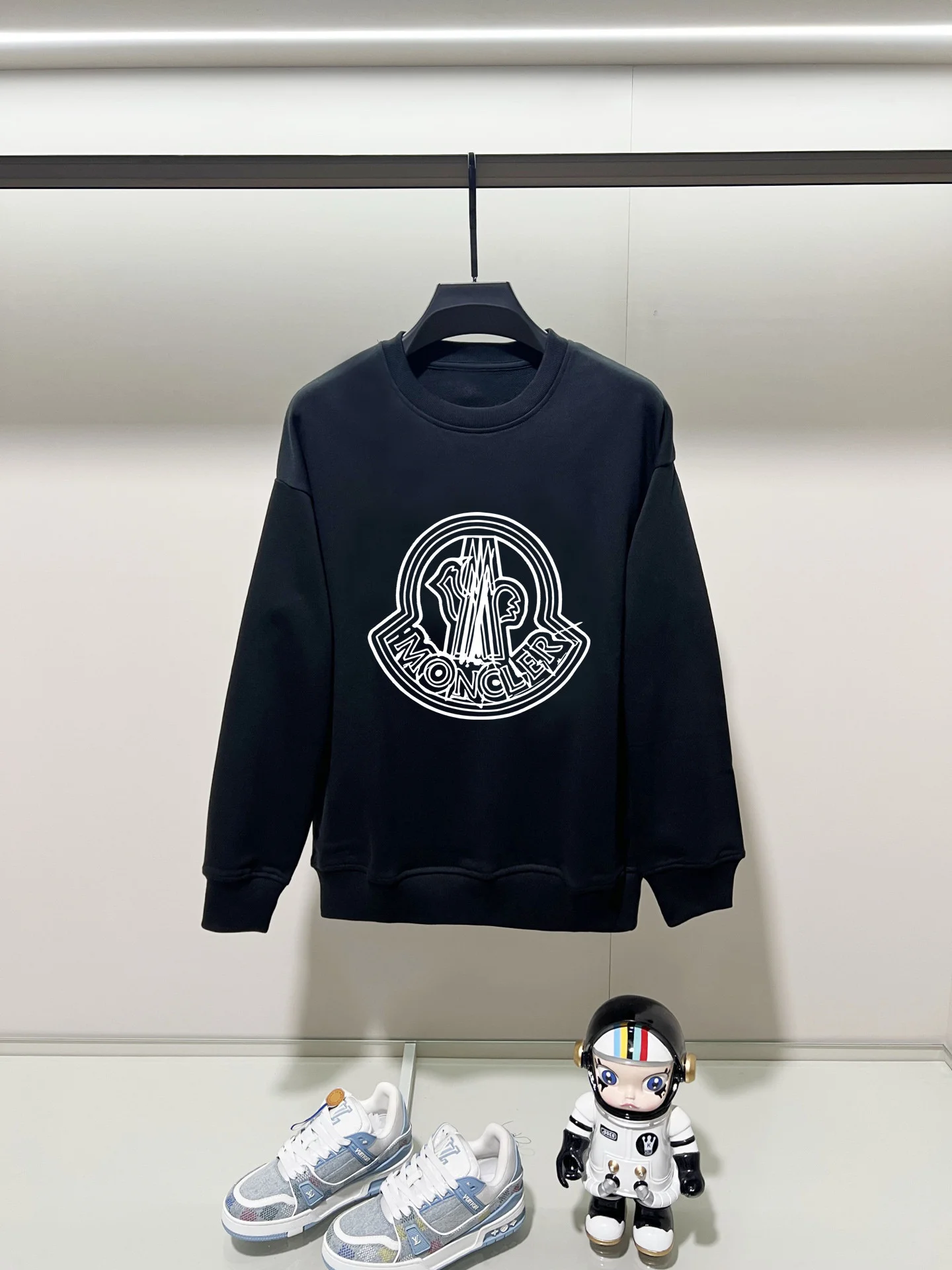 Moncler 2025AW Black Crew Neck Sweatshirt with Precision Printing