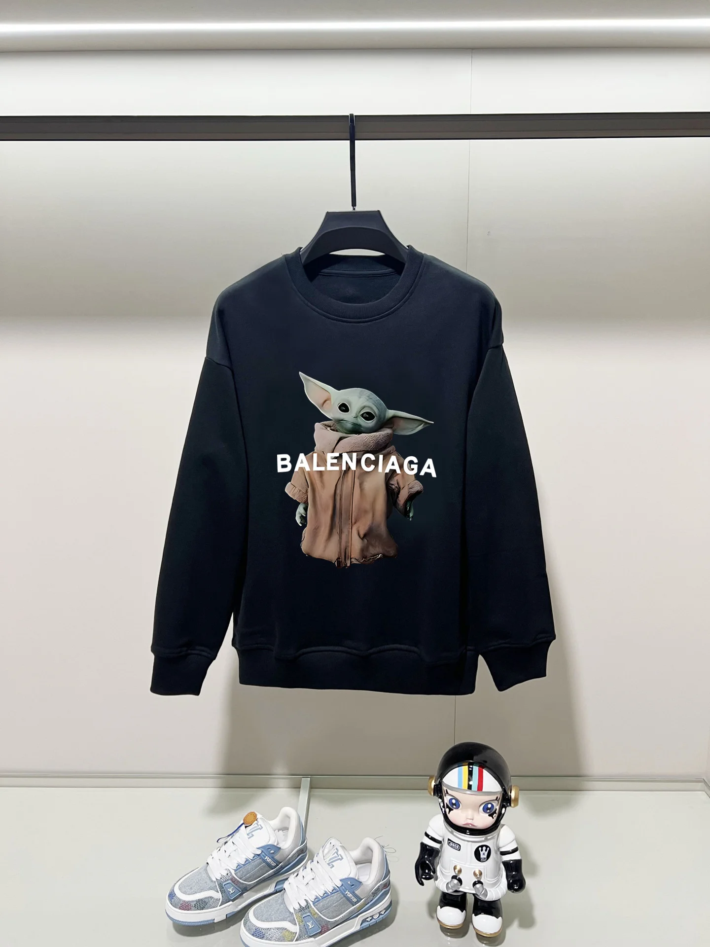 Balenciaga 2025AW Black Crew-Neck Sweatshirt with Baby Yoda Print