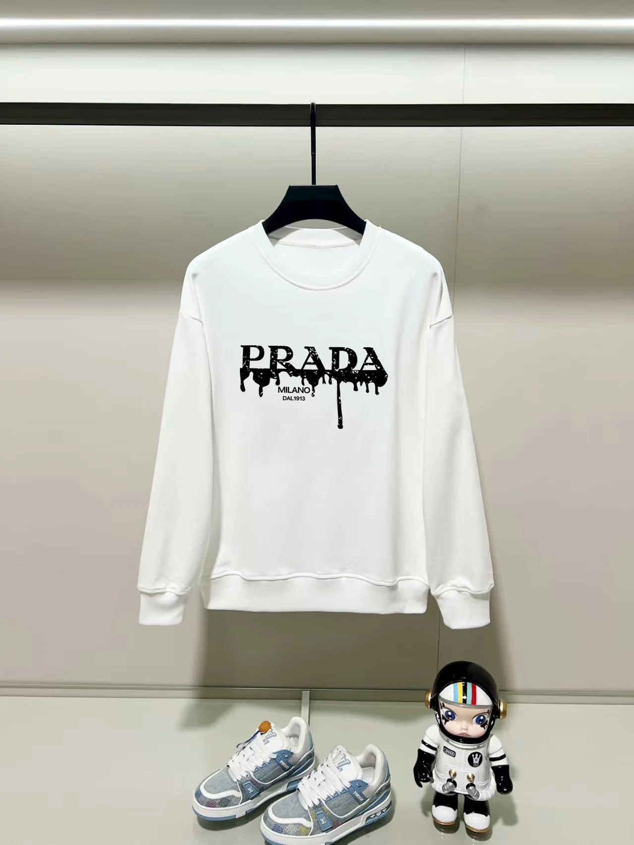 Prada 2025AW White Crew Neck Sweatshirt with Precision Printing