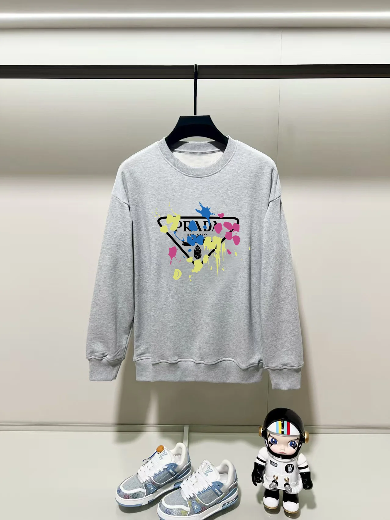 Prada 2025AW Gray Crew Neck Sweatshirt with Precision Printing
