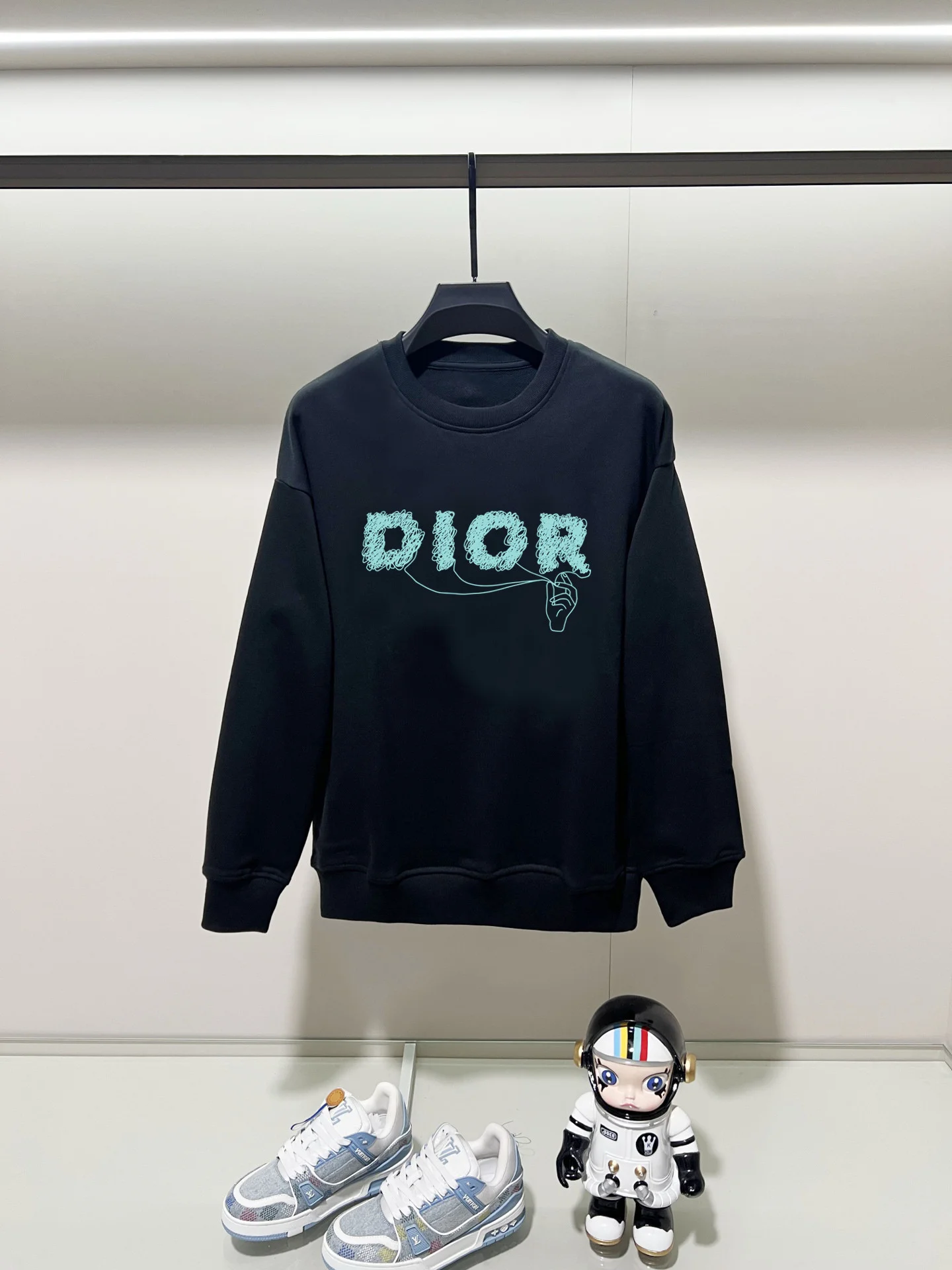 Dior 2025AW Black Crew-Neck Sweatshirt with Precision Printing
