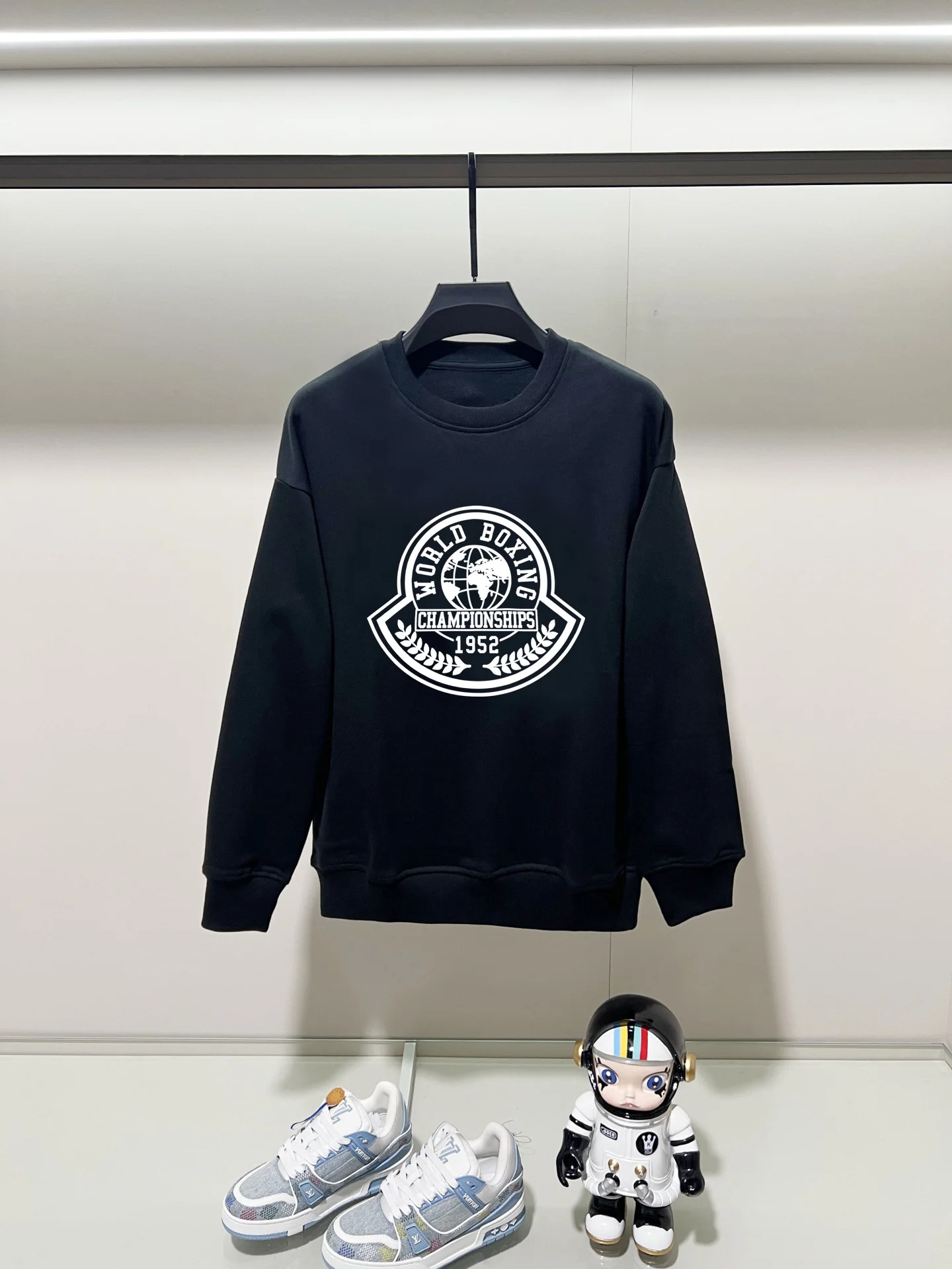 Moncler 2025AW Black Crew Neck Sweatshirt with Precision Printing