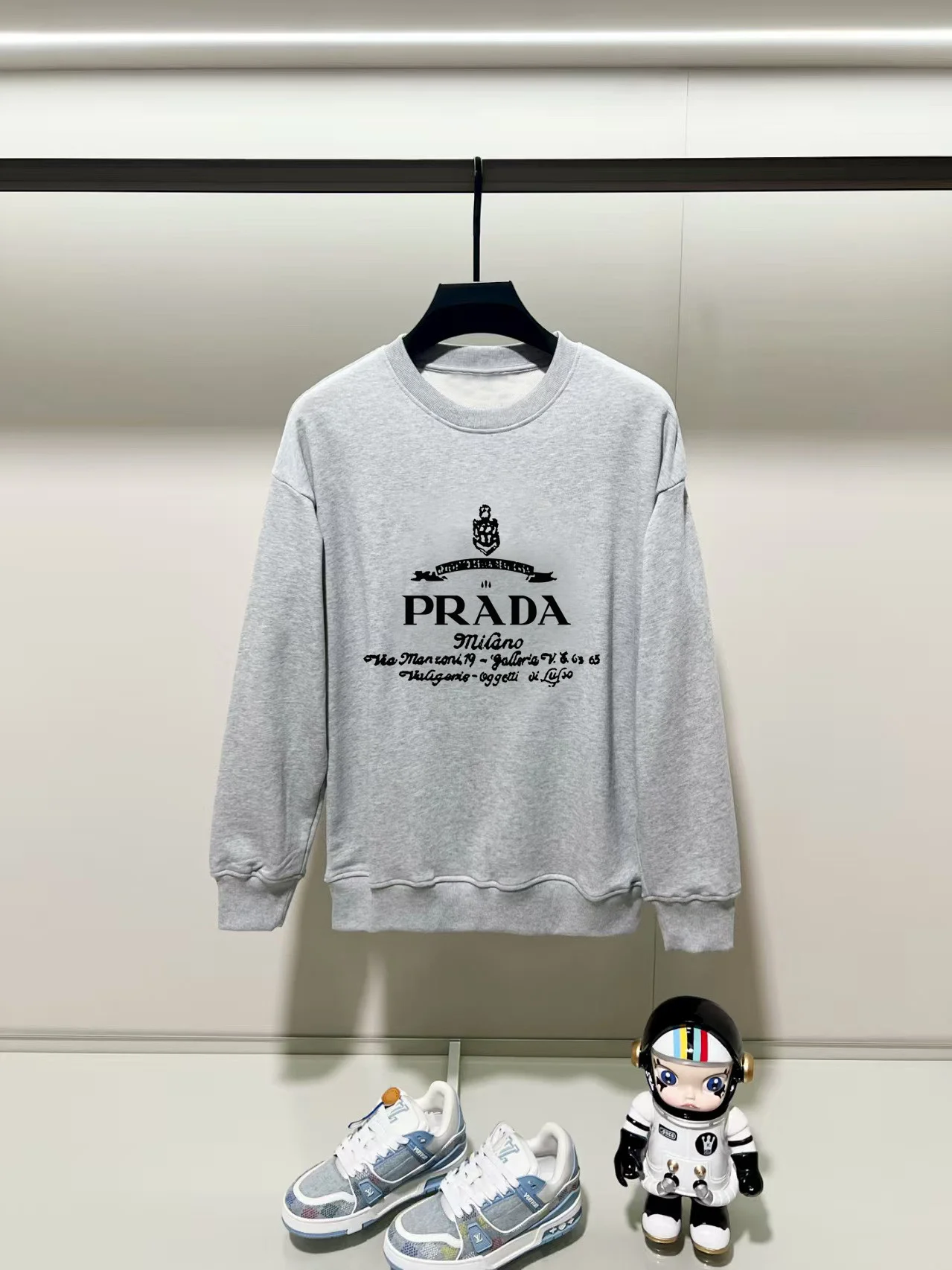 Prada 2025AW Gray Crew-Neck Sweatshirt with Precision Printing