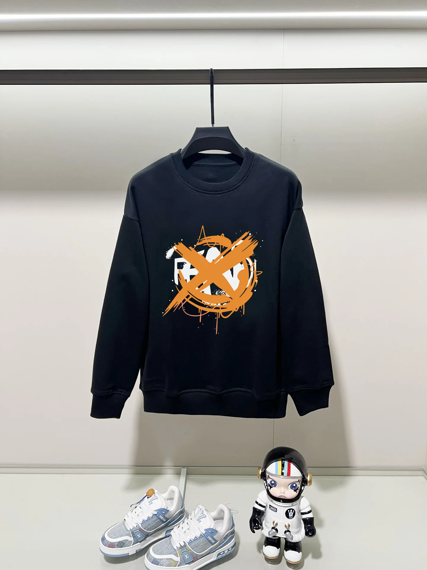 Fendi 2025AW Black Crew-Neck Sweatshirt with Precision Printing