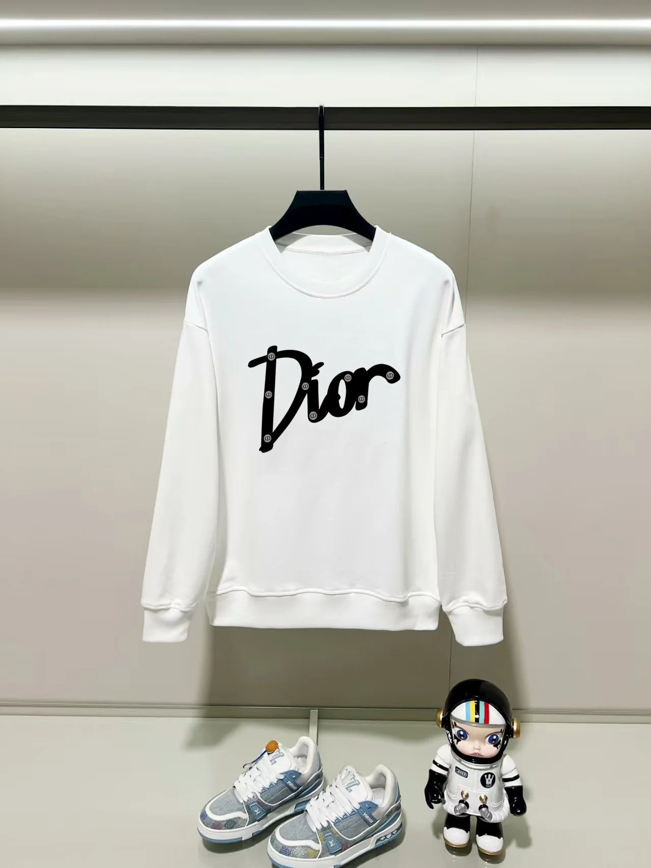 Dior 2025AW White Crew Neck Sweatshirt with Precision Printing