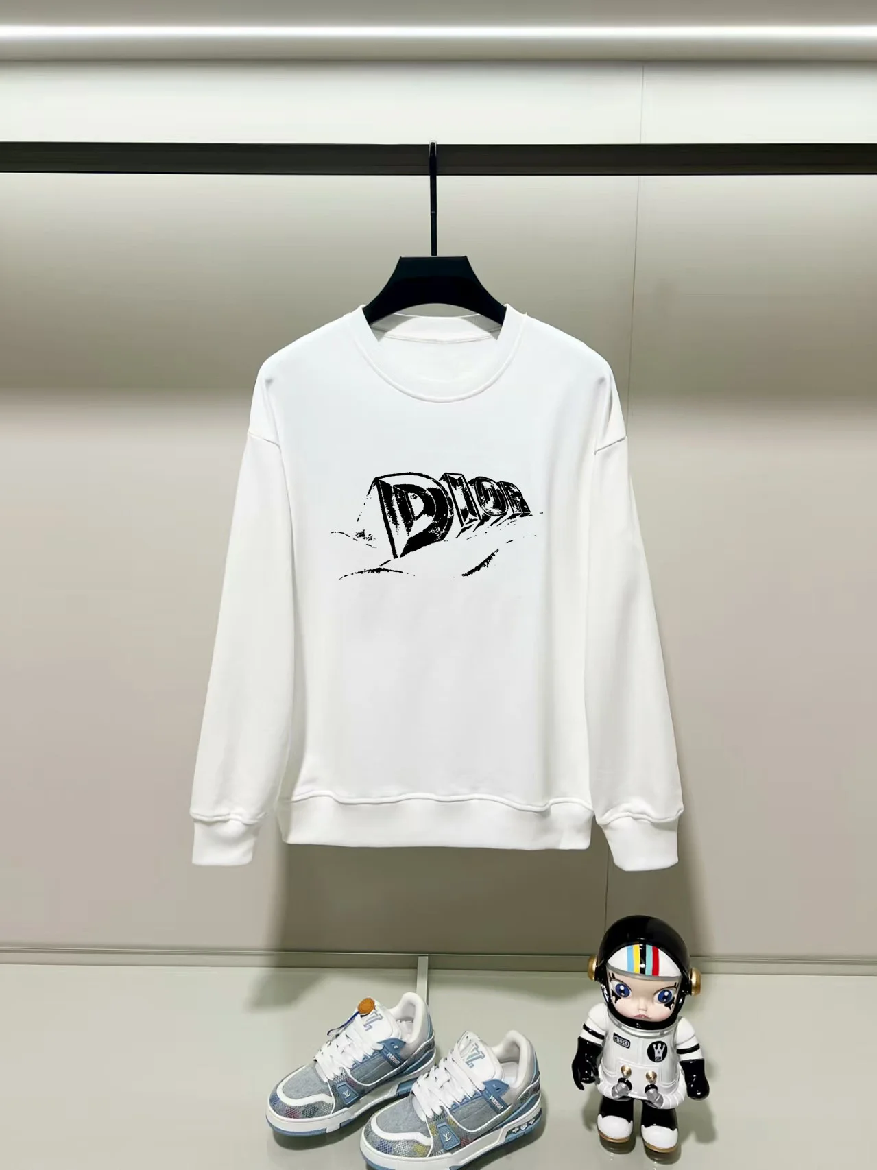 Dior 2025AW White Crewneck Sweatshirt with Precision Printing