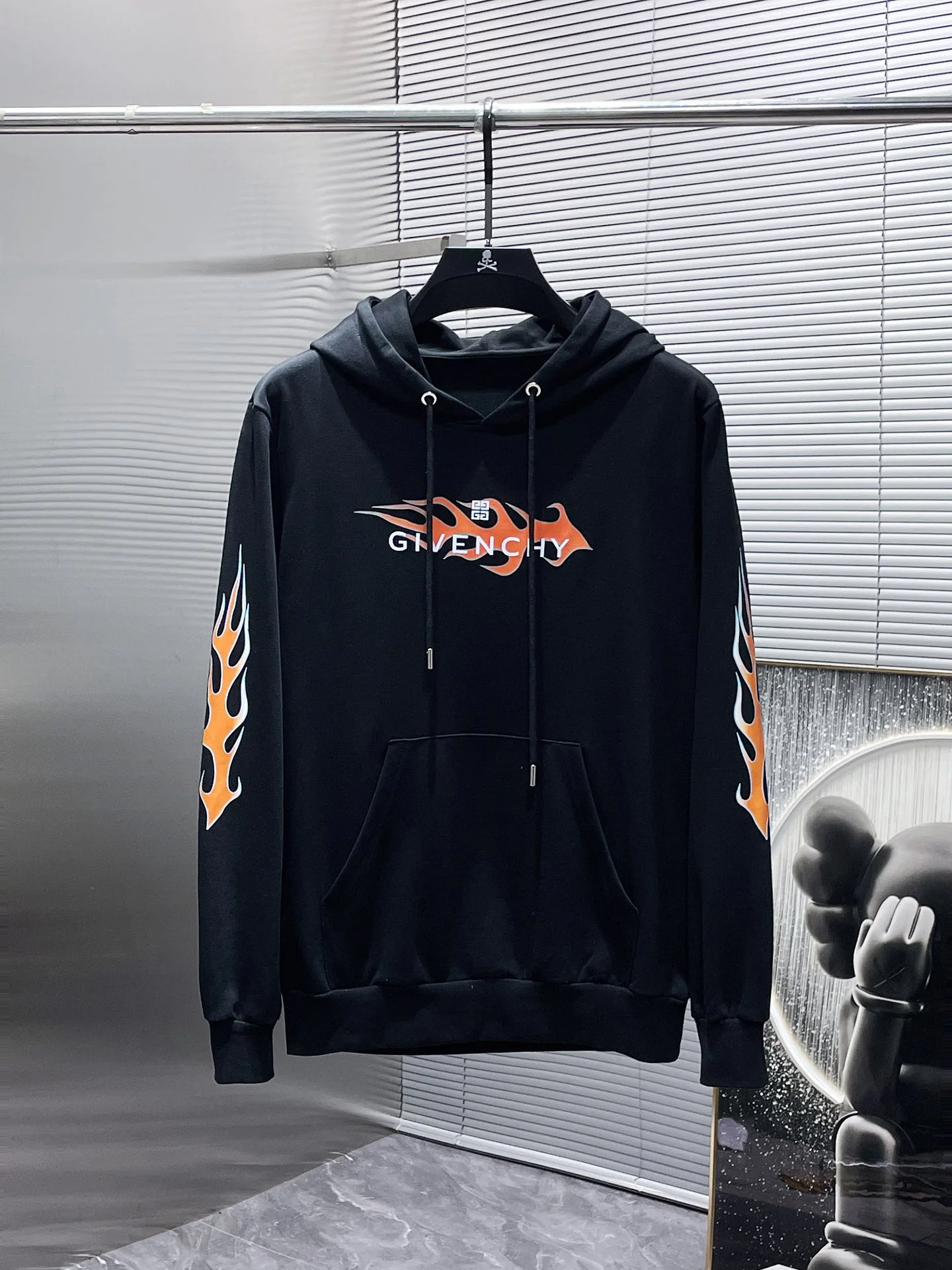 Givenchy 2025SS Early Autumn Black Flame-Print Long-Sleeve Hooded Sweatshirt