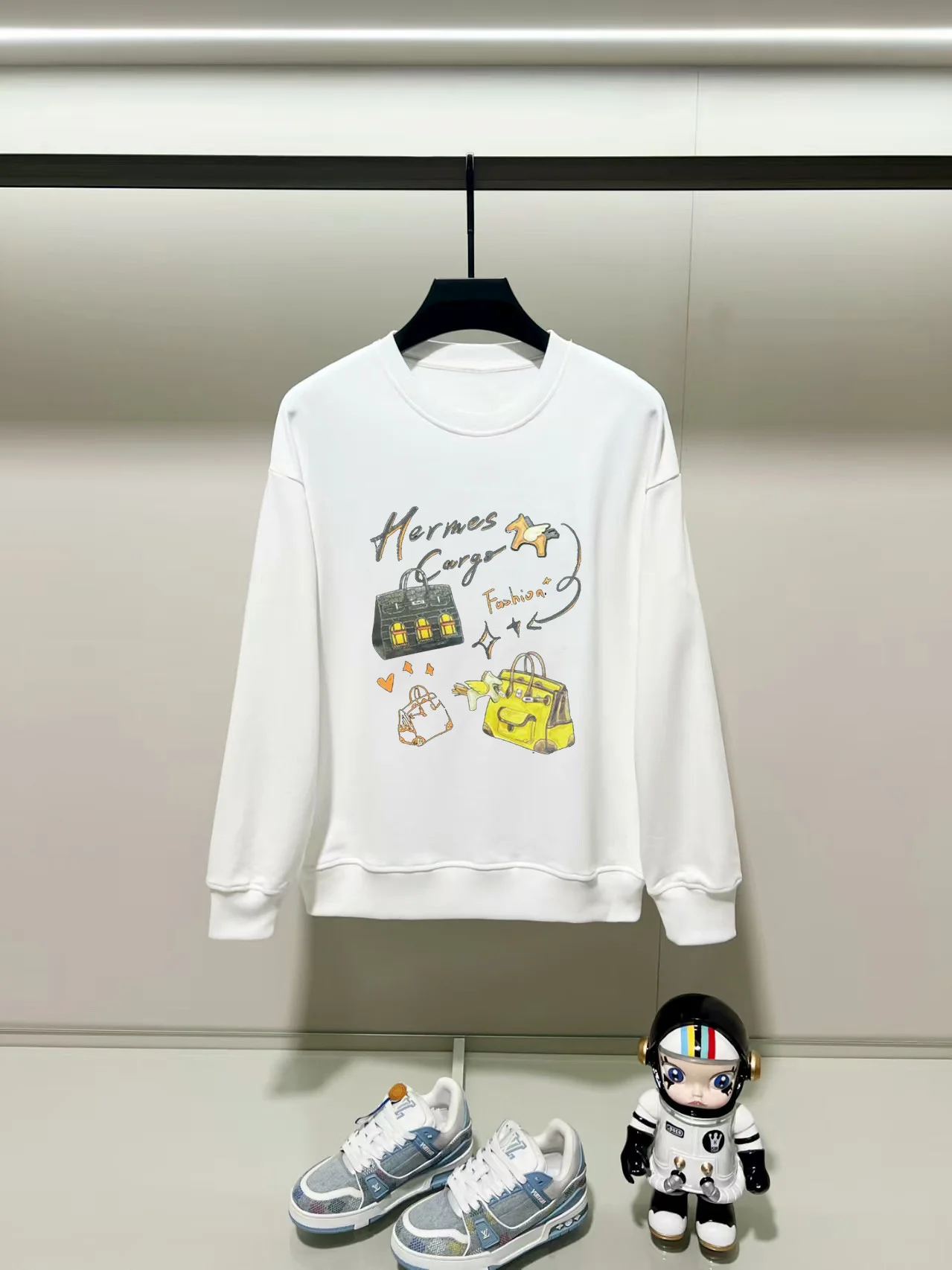 Hermes 2025AW White Crew-Neck Sweatshirt with Precision Printing