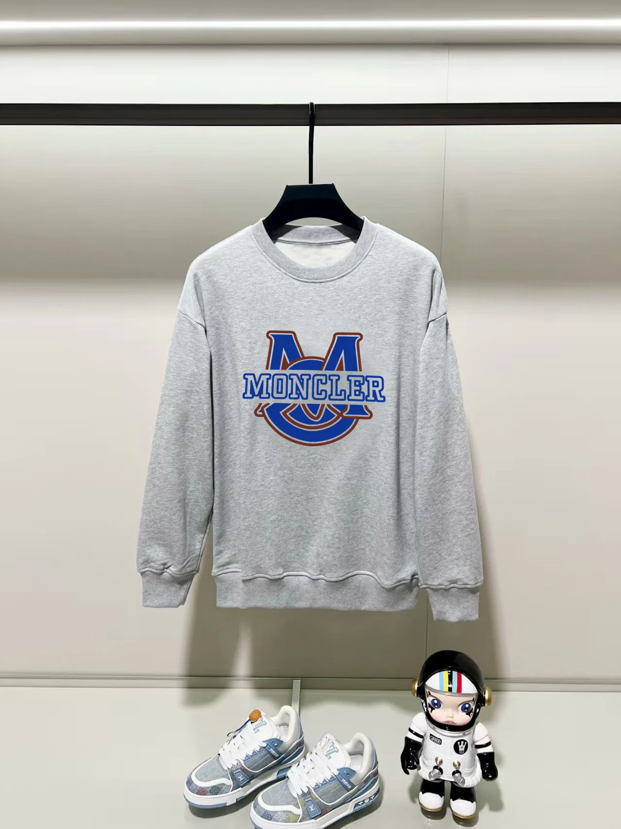 Moncler 2025AW Gray Crew-Neck Sweatshirt with Precision Printing