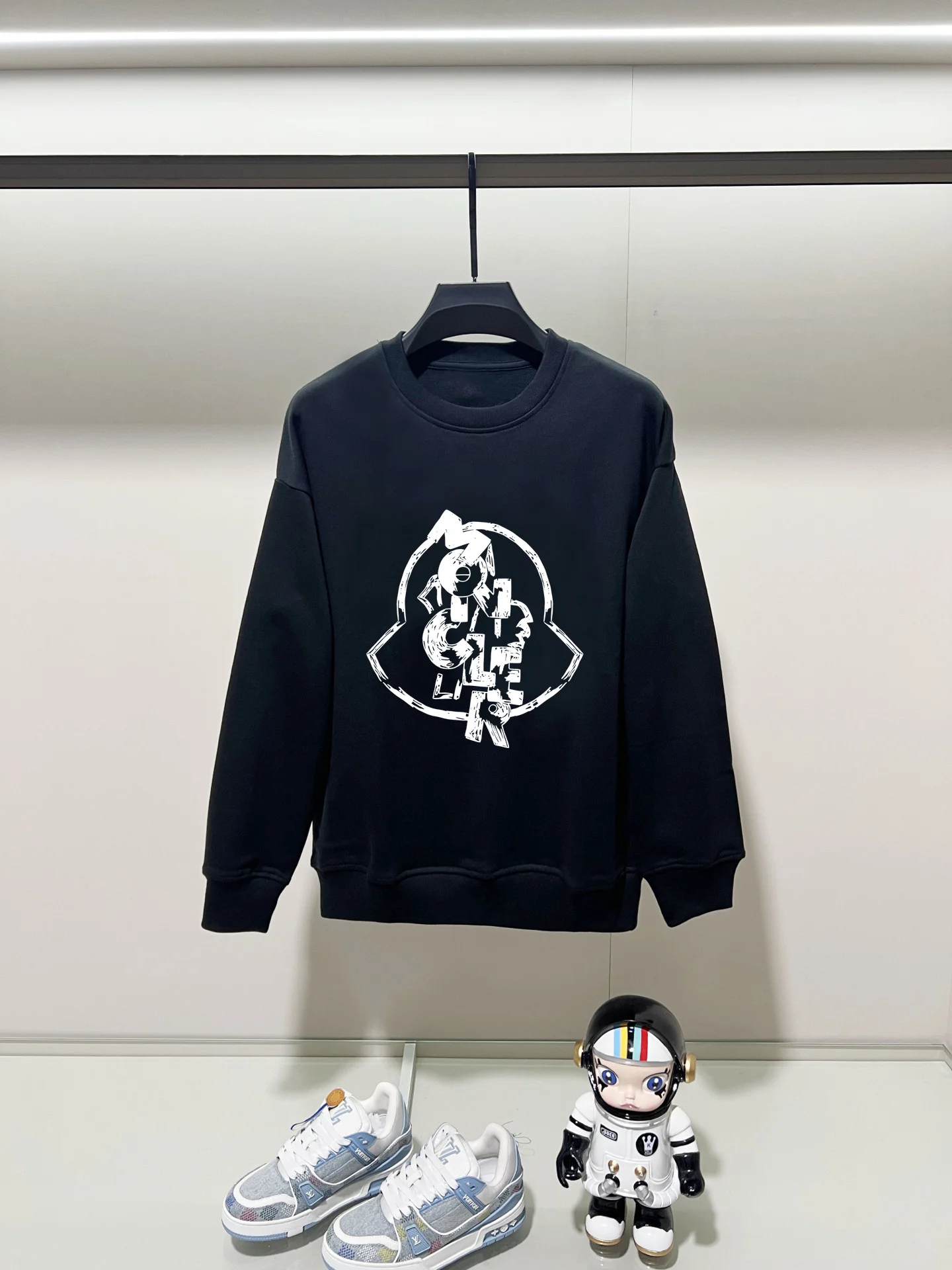 Moncler 2025AW Black Crew Neck Sweatshirt with Precision Printing