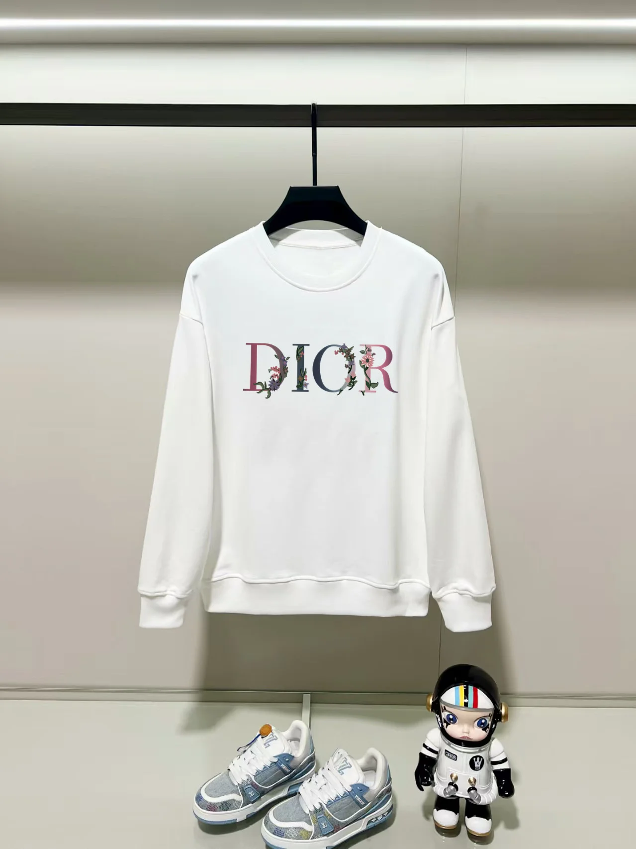 Dior 2025AW White Crew-Neck Sweatshirt with Precision Printing
