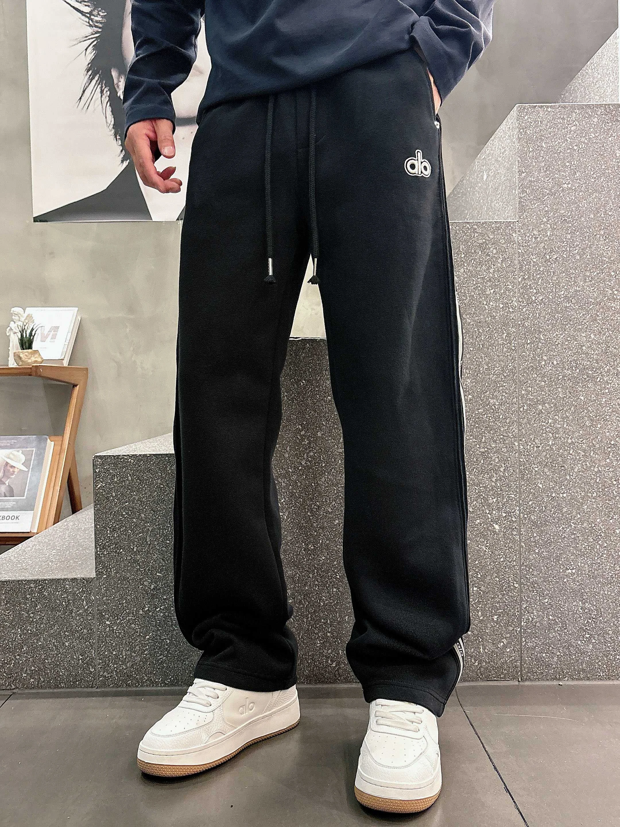 Alo 2025 Autumn Winter Black Casual Pants with Classic Logo