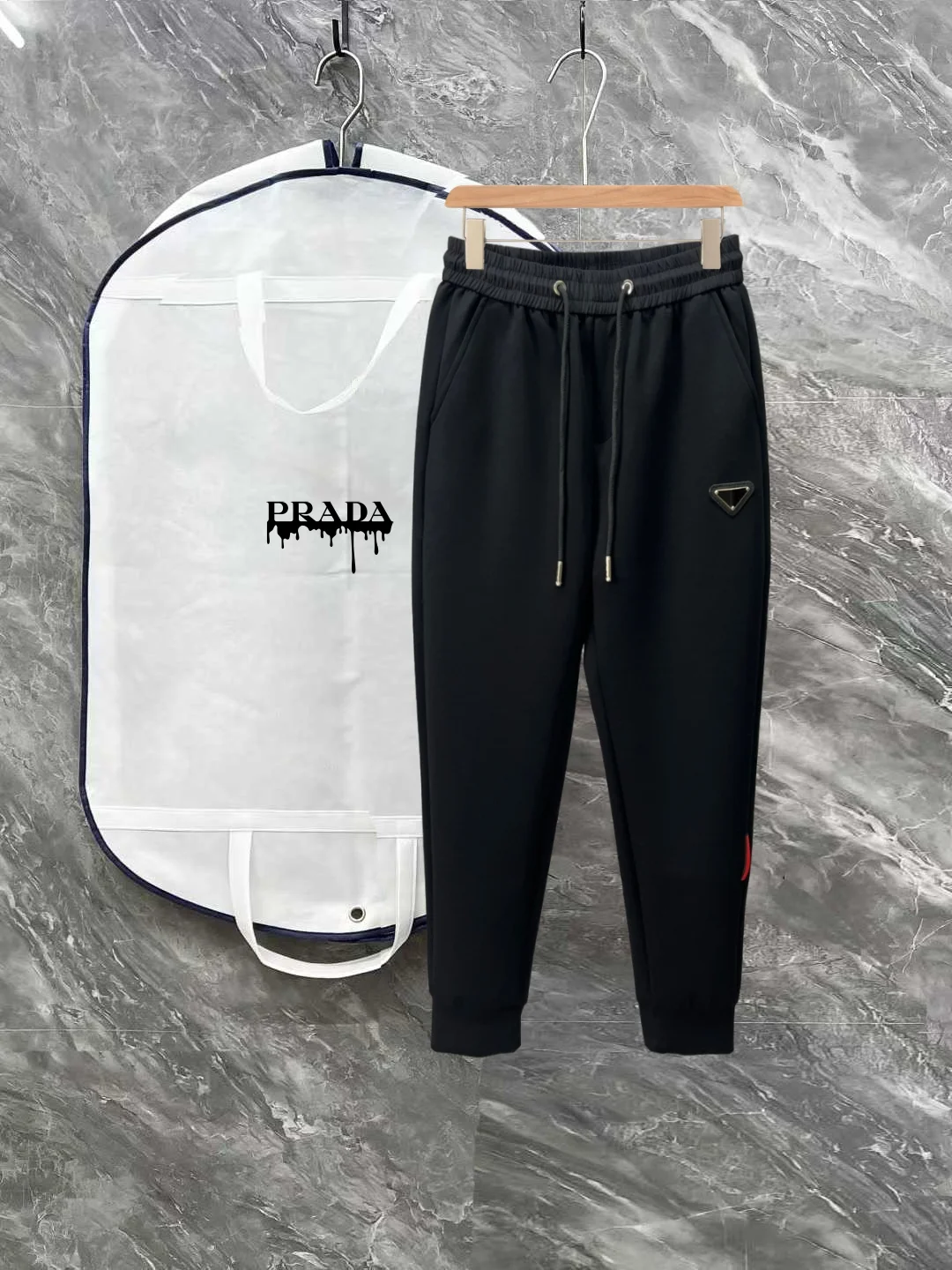 Prada 2025 New Men's Black Casual Sweatpants with 3D Logo & Cotton