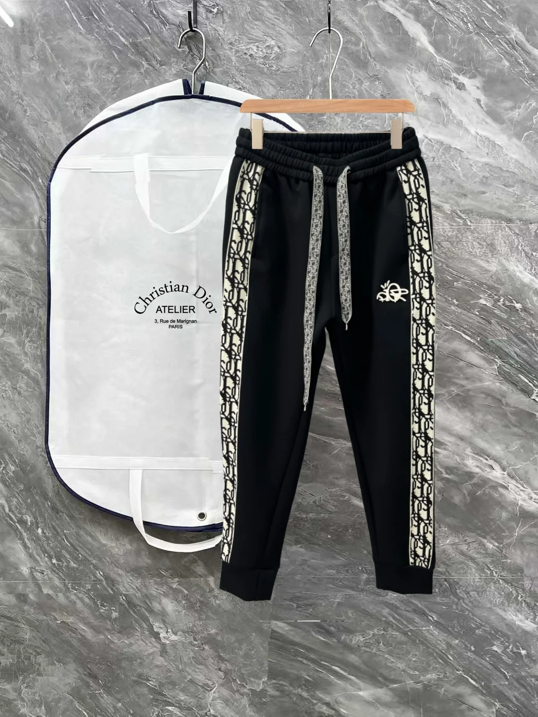 Dior 2025 New Men's Black Casual Sweatpants with Webbing & 3D Logo