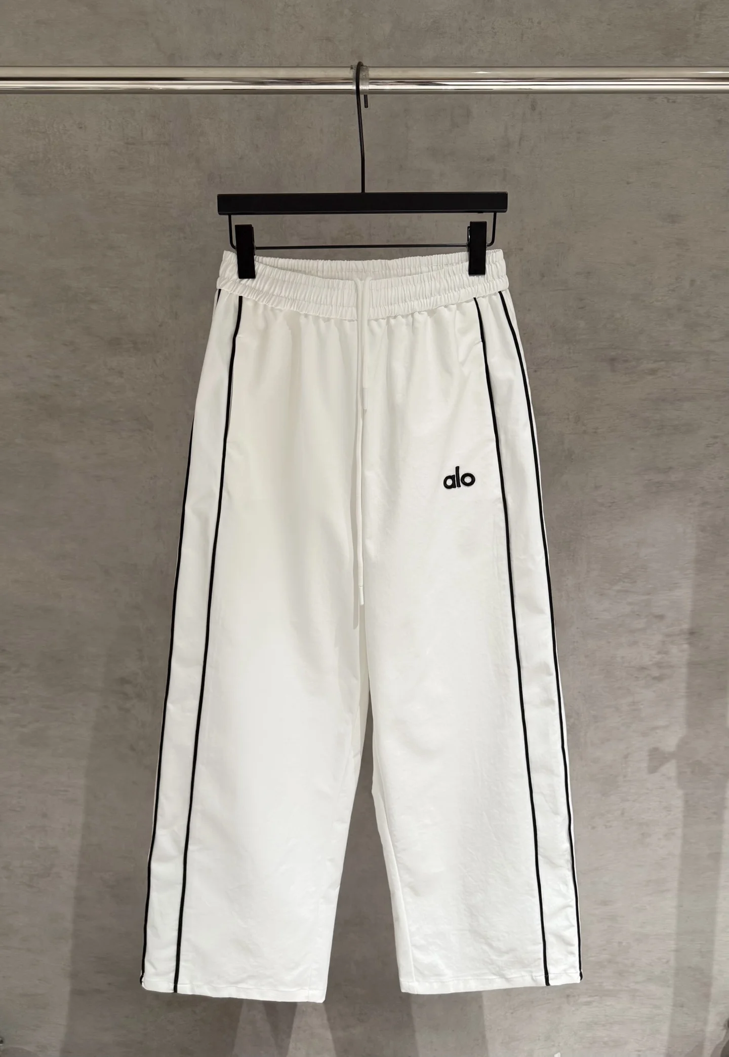 Alo New White Straight-Leg Pants with Black Stripes, Loose Fit & Waterproof