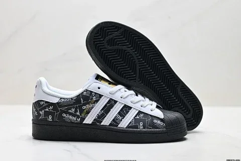 Adidas Superstar Shell-toe Sneakers