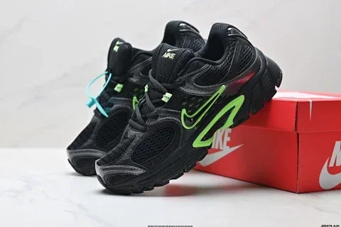 Nike V5 RNR Low-top Casual Shoes