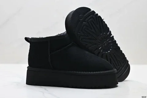 UGG ULTRA MINI PLATFORM Snow Boots