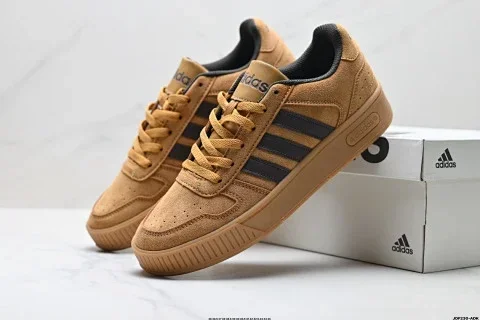 Adidas D-PAD Classic Sneakers