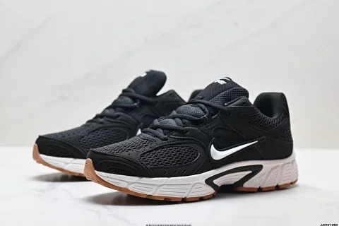 Nike V5 RNR Low-Top Casual Shoes