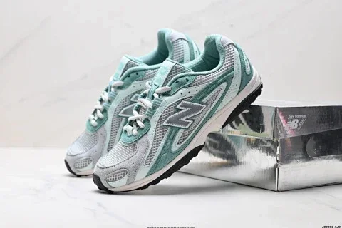 New Balance 204L Thin Sole Casual Shoes