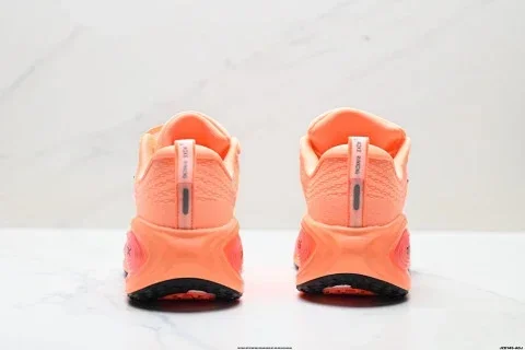 Nike VOMERO PLUS Running Shoes