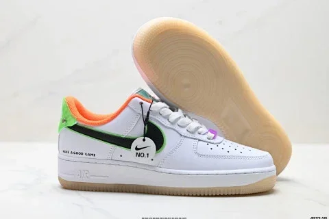 Nike AIR FORCE 1'07 Casual Sneakers