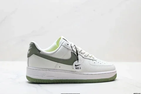 Nike AIR FORCE 1'07 Sneakers