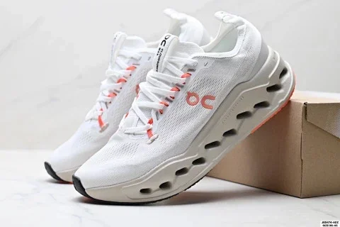 On Cloudsurfer Max Running Shoes