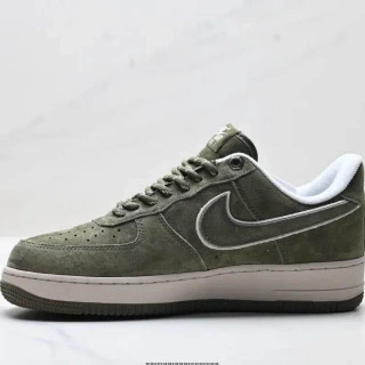 NIKE AIR FORCE1 '07 LV8 Authentic LowTop