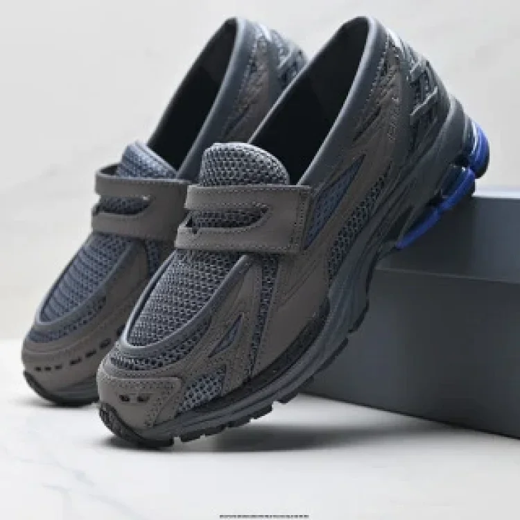 New Balance 1906L Low-Top Casual Shoes