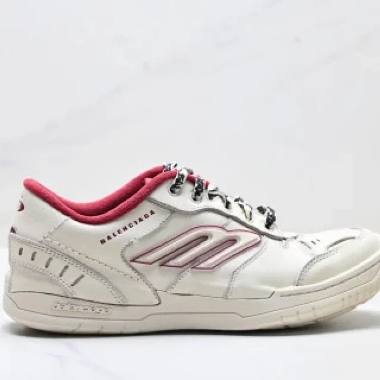 Balenciaga Hamptons Worn Lace-Up Shoes