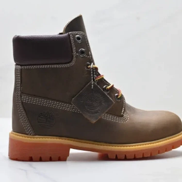  Timberland Premium Leather High-Top Boot